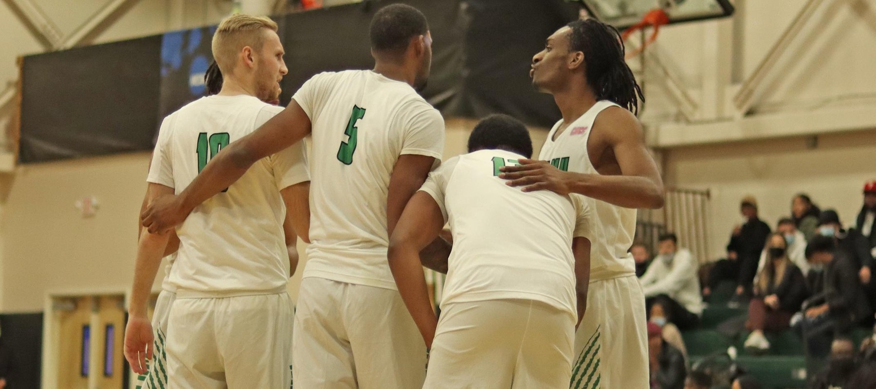 Copyright 2021; Wilmington University. All rights reserved. Photo by Trudy Spence. November 20, 2021 vs. Bowie State.