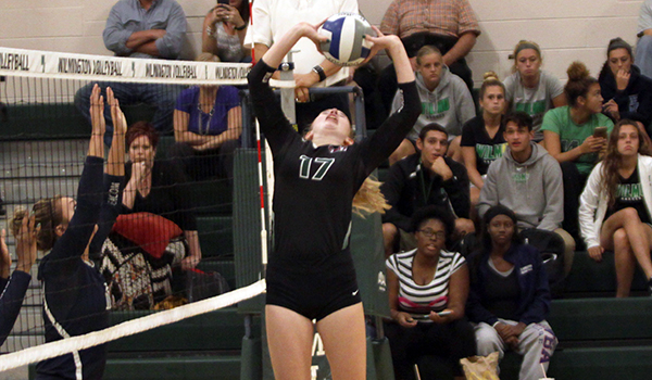 Volleyball Splits a Pair of Matches on Final Day of Hoffman Memorial Invitational; Defeats Mercy for First Win of 2017